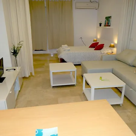 Minimalist Loft Center By Gms Cordoba